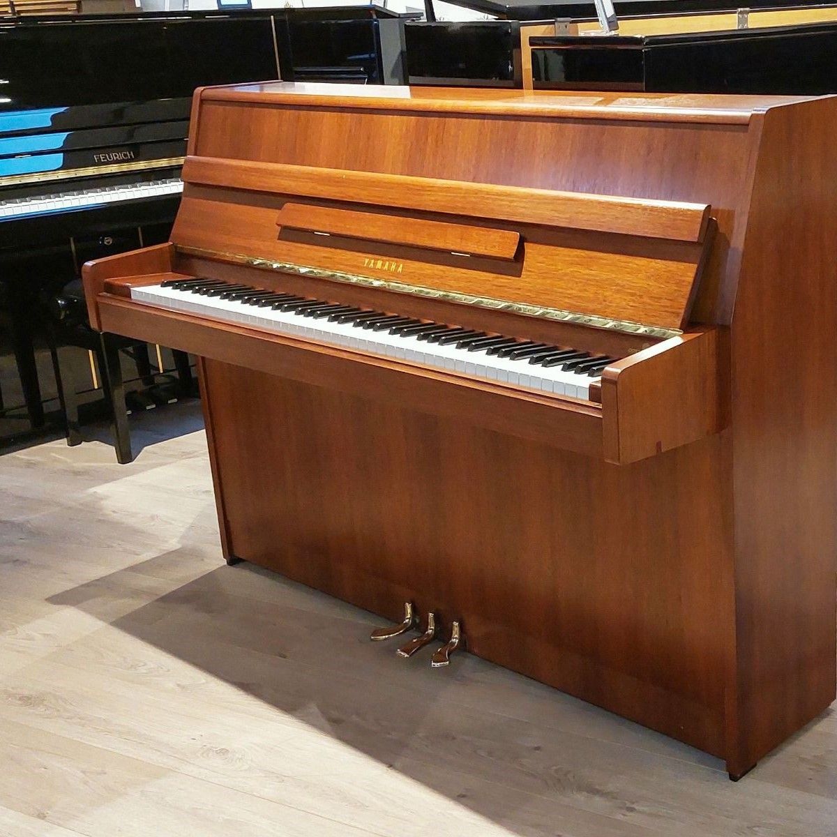 Yamaha M1J BR piano D2898681-4154 afbeelding