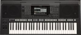 Yamaha PSR-S770 keyboard 