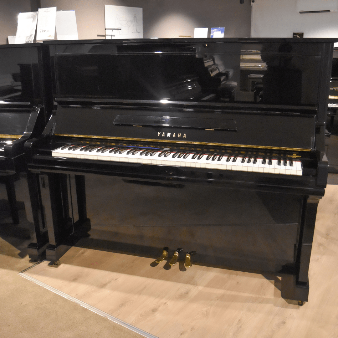 Yamaha YU3 PE messing piano 5912760-4384